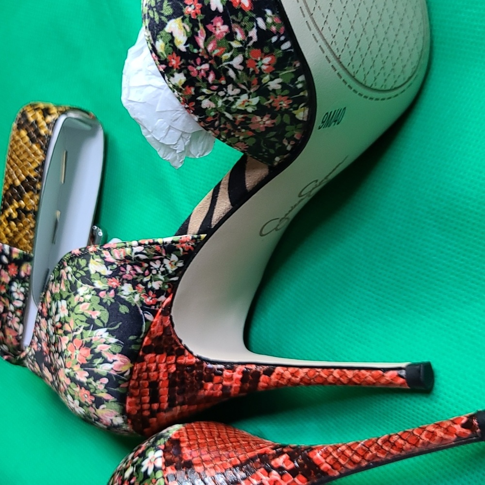 Jessica Simpson Mustardo Combo Floral Print - Picture 5 of 7